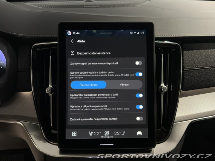 Volvo Ostatní modely XC90 2,0 T8 Plus Black Editio 2026
