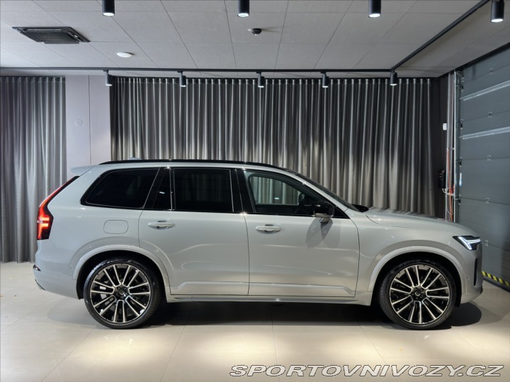 Volvo Ostatní modely XC90 2,0 T8 Plus Black Editio 2026