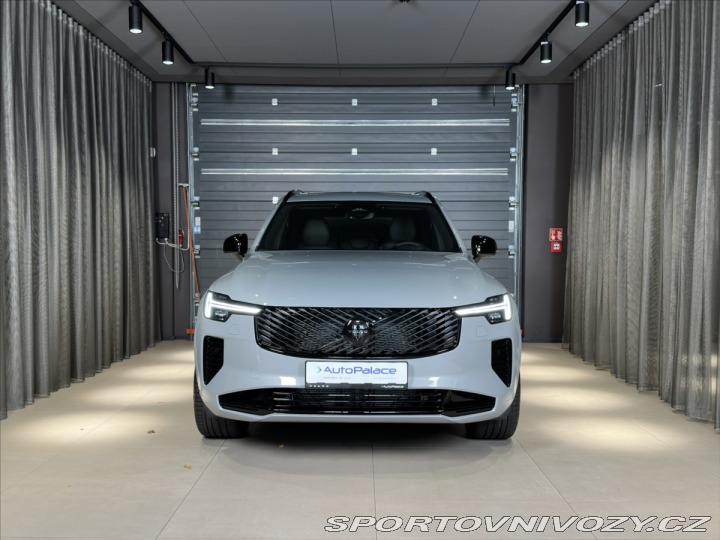 Volvo Ostatní modely XC90 2,0 T8 Plus Black Editio 2026