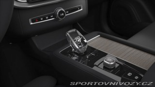 Volvo Ostatní modely XC90 2,0 T8  Plus Bright 2026