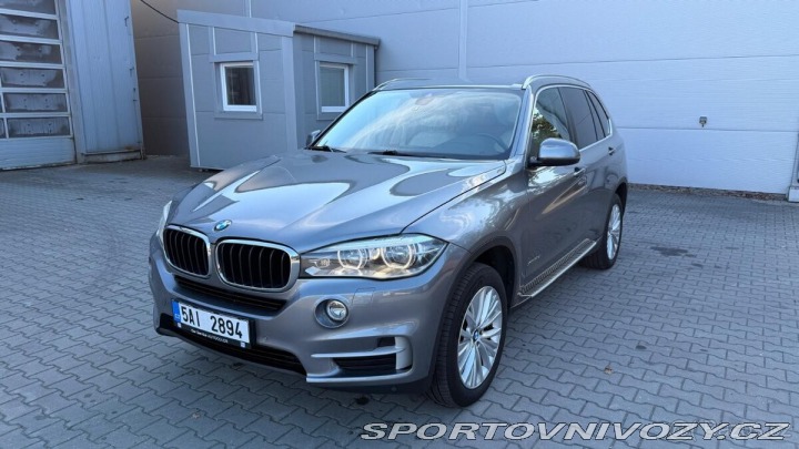 BMW X5 3,0   30d, 190kW, bílá ků 1800