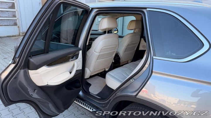 BMW X5 3,0   30d, 190kW, bílá ků 1800