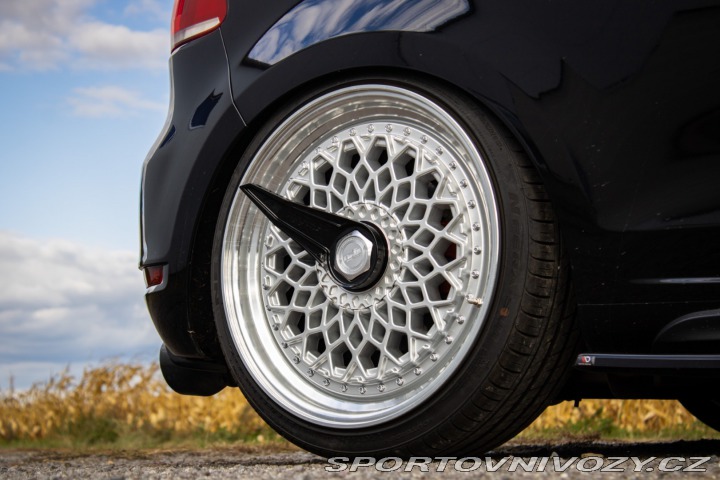 Volkswagen Golf 2.0 TFSI GTI, 155 kW, M6 2010