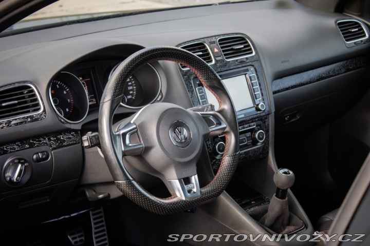 Volkswagen Golf 2.0 TFSI GTI, 155 kW, M6 2010
