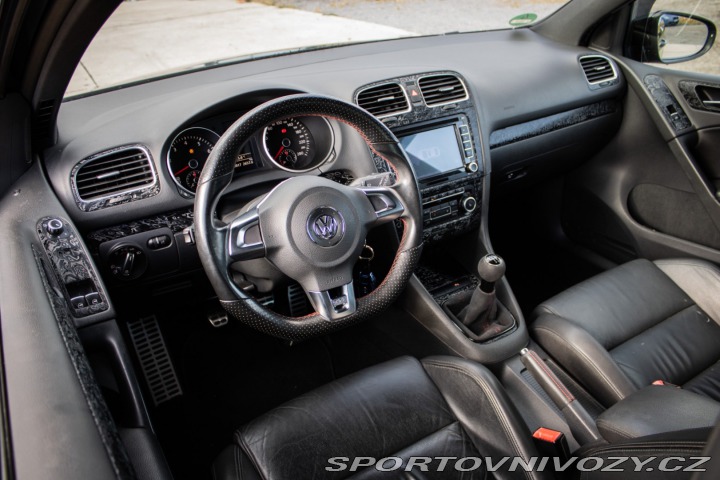 Volkswagen Golf 2.0 TFSI GTI, 155 kW, M6 2010