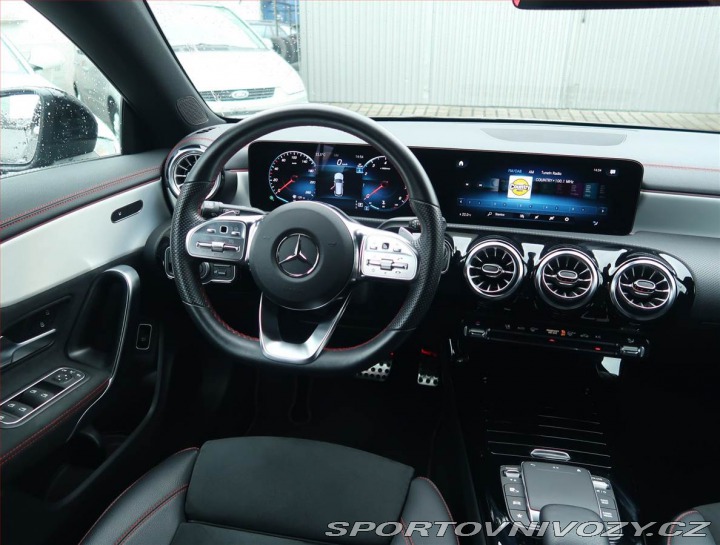 Mercedes-Benz CLA AMG Paket 200 2022