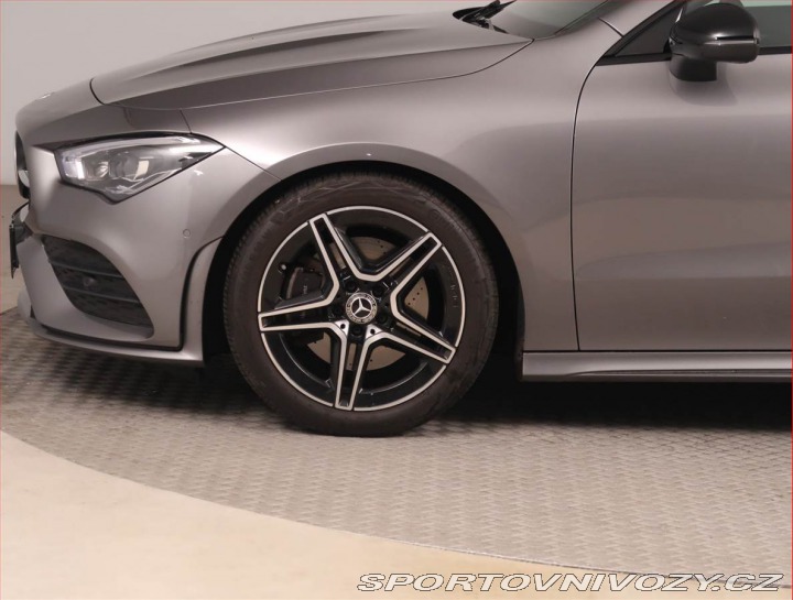 Mercedes-Benz CLA AMG Paket 200 2022