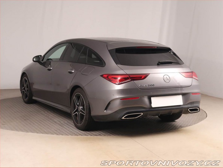 Mercedes-Benz CLA AMG Paket 200 2022