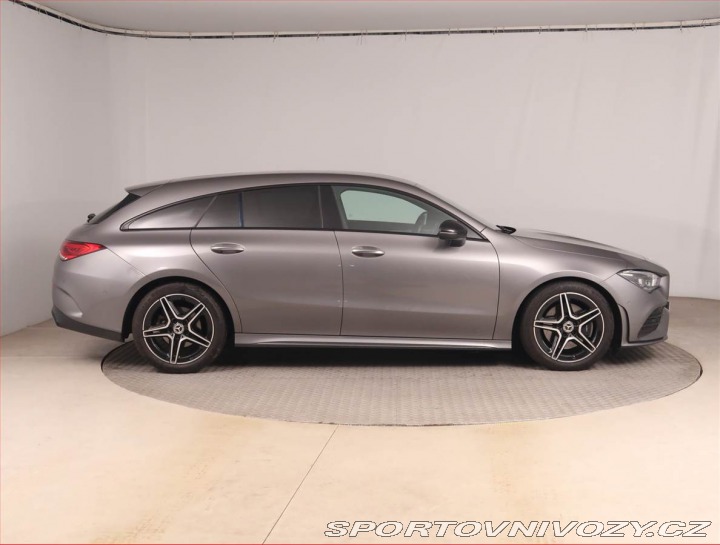 Mercedes-Benz CLA AMG Paket 200 2022