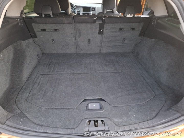 Volvo V60  2010