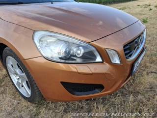 Volvo V60  2010