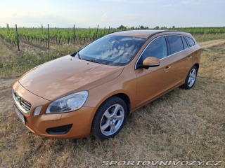 Volvo V60  2010