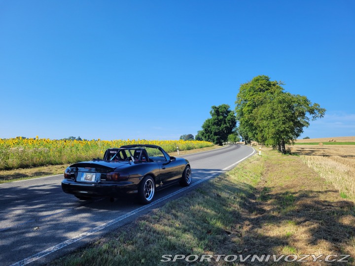 Mazda MX-5  1999