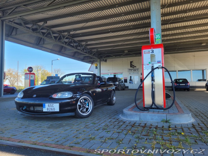Mazda MX-5  1999