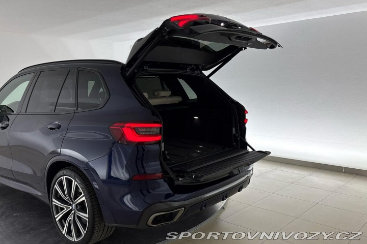 BMW X5 M50i 2019