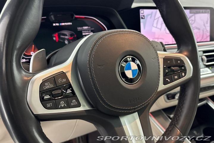 BMW X5 M50i 2019