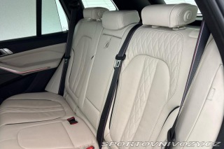 BMW X5 M50i 2019
