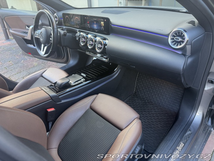 Mercedes-Benz A A200 sedan 2020