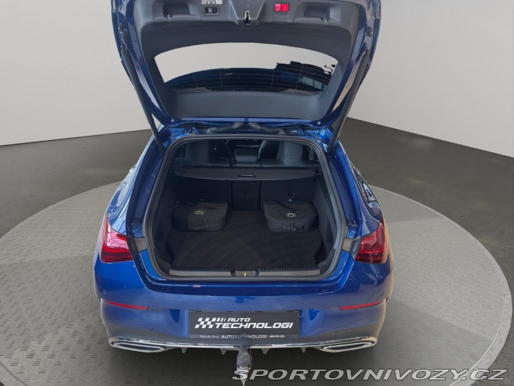 Mercedes-Benz CLA 250 e Shooting Brake AMG 2025