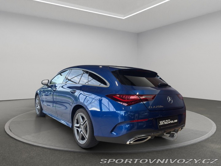Mercedes-Benz CLA 250 e Shooting Brake AMG 2025