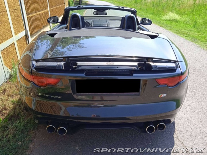 Jaguar F-Type V8 S 2015
