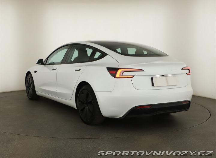 Tesla Model 3 Standard Range LFP 2023