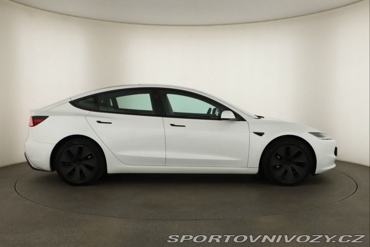 Tesla Model 3 Standard Range LFP 2023