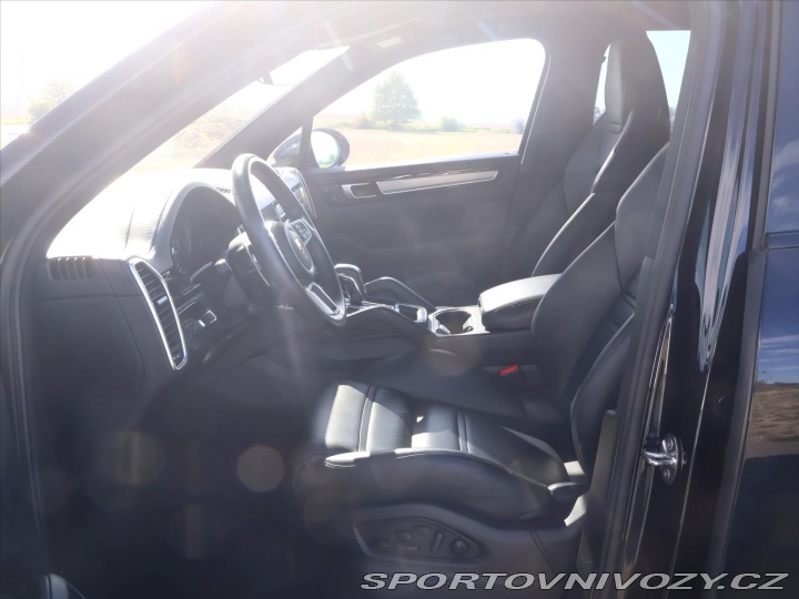 Porsche Cayenne 3,0 EHV 340kW Platinum DP 2022