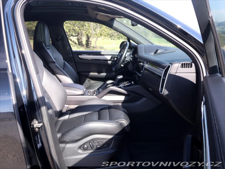 Porsche Cayenne 3,0 EHV 340kW Platinum DP 2022