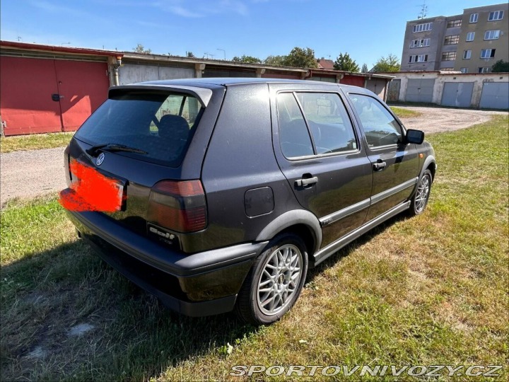 Volkswagen Golf 3,0   VR6 1993