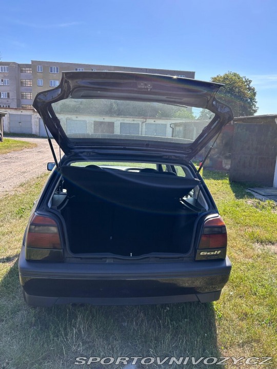 Volkswagen Golf 3,0   VR6 1993