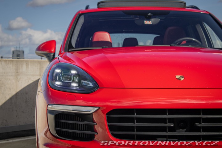 Porsche Cayenne S Diesel 4.2 V8 Bi-Turbo 2015