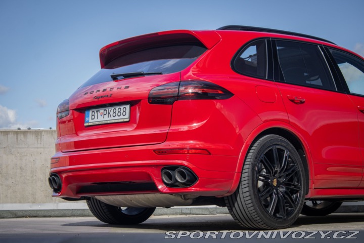 Porsche Cayenne S Diesel 4.2 V8 Bi-Turbo 2015