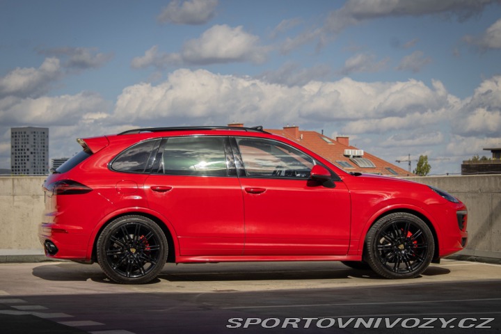 Porsche Cayenne S Diesel 4.2 V8 Bi-Turbo 2015