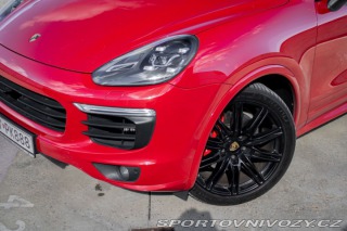 Porsche Cayenne S Diesel 4.2 V8 Bi-Turbo 2015