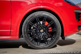 Porsche Cayenne S Diesel 4.2 V8 Bi-Turbo 2015