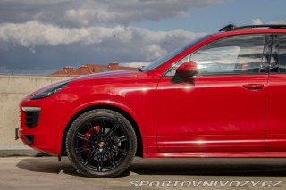 Porsche Cayenne S Diesel 4.2 V8 Bi-Turbo 2015