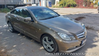 Mercedes-Benz E Coupé 2011