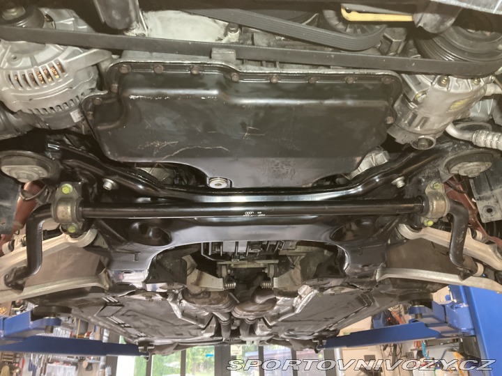 Audi S8 D2 1997