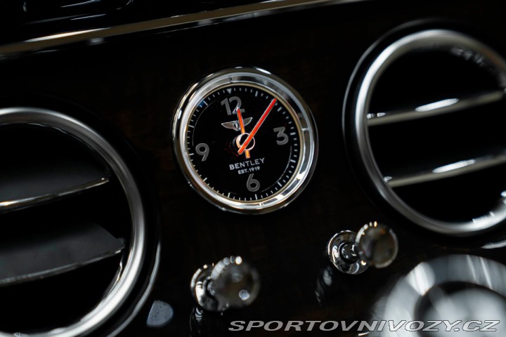 Bentley Continental GT Touring, City, Nočné v 2020