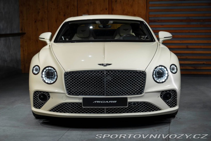 Bentley Continental GT Touring, City, Nočné v 2020