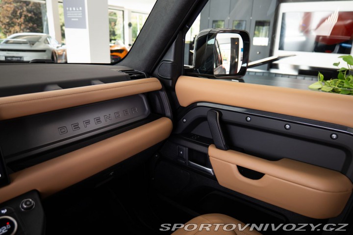 Ostatní značky Ostatní modely Land Rover Defender 110 V8 P425 X Matné PPF/M 2025