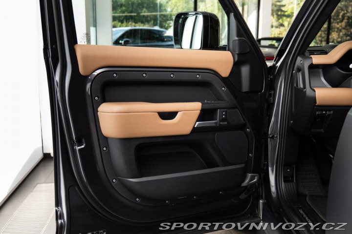 Ostatní značky Ostatní modely Land Rover Defender 110 V8 P425 X Matné PPF/M 2025