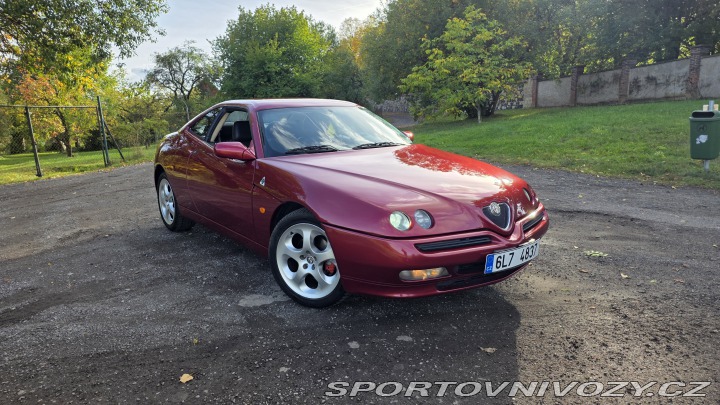 Alfa Romeo GTV 2001
