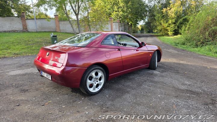 Alfa Romeo GTV 2001