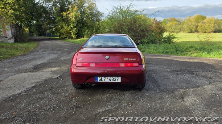 Alfa Romeo GTV 2001