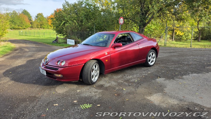Alfa Romeo GTV 2001