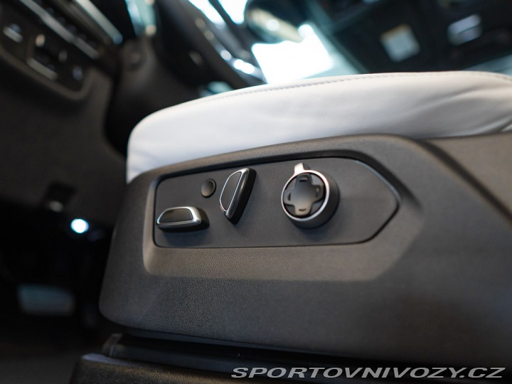 Ostatní značky Ostatní modely Cadillac Escalade 6.2 ESV Sport Platinum 20 2026