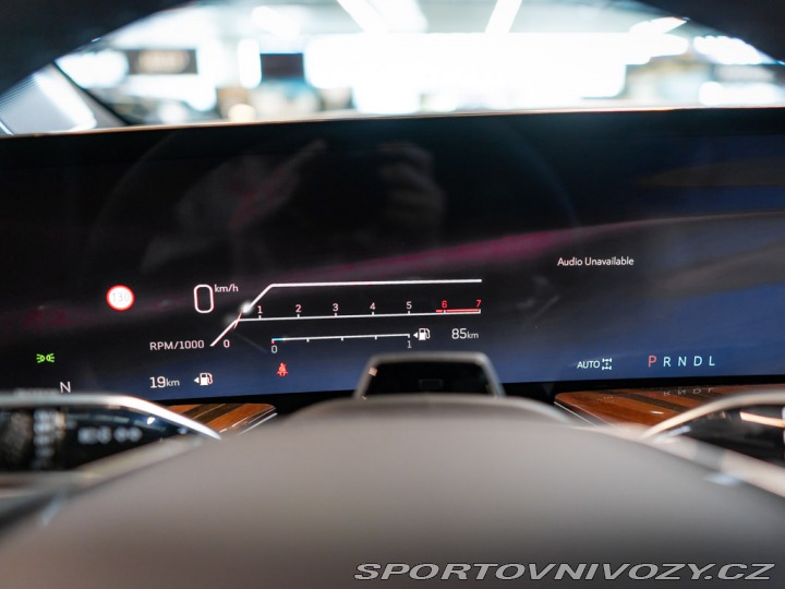 Ostatní značky Ostatní modely Cadillac Escalade 6.2 ESV Sport Platinum 20 2026