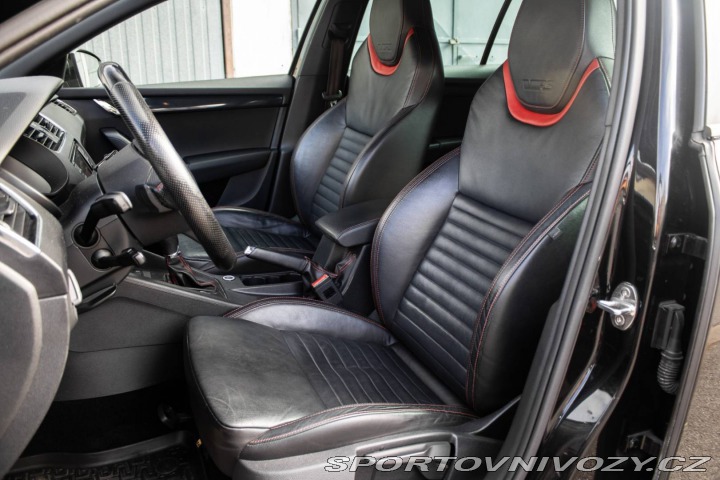 Škoda Octavia RS Combi 2.0 TDI RS 4x4 DSG 2016
